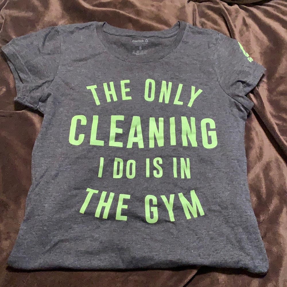 Reebok women’s tshirt